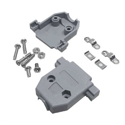 15 Pin D-sub Kapak resmi